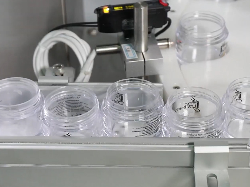 自动定量称沉包装机拥有哪些优势？