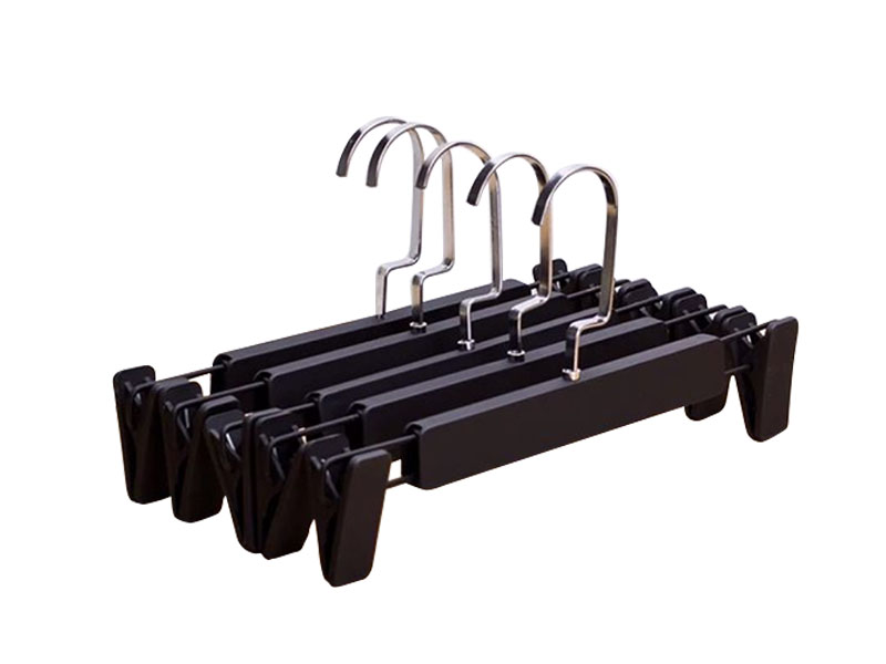 裤架自动组装机现代造作业智能化升级的沉要设备